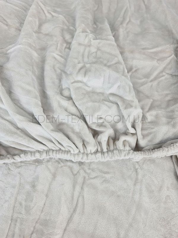 Фото Простынь на резинке и наволочки велюр Malloory