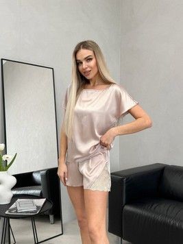 Фото Женская шелковая пижама футболка с шортами 6900